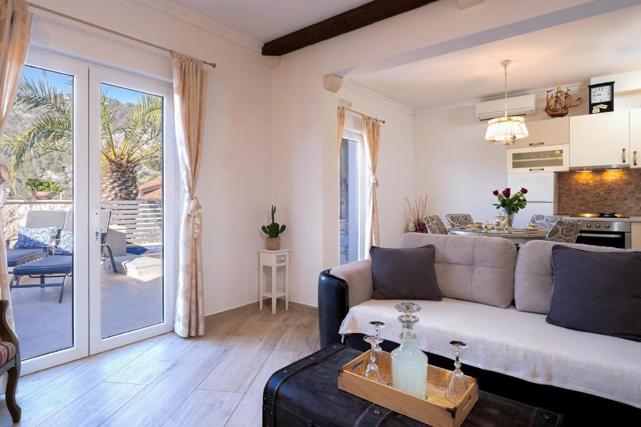 Villa Capitis In The Center- Luxury Apartment With Swimming Pool Hvar Town Kültér fotó