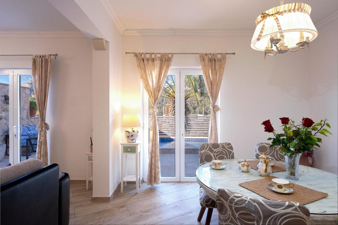 Villa Capitis In The Center- Luxury Apartment With Swimming Pool Hvar Town Kültér fotó