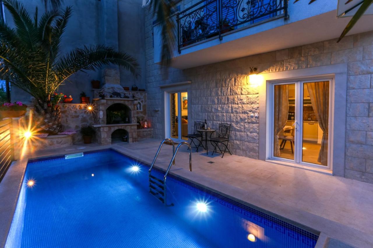 Villa Capitis In The Center- Luxury Apartment With Swimming Pool Hvar Town Kültér fotó