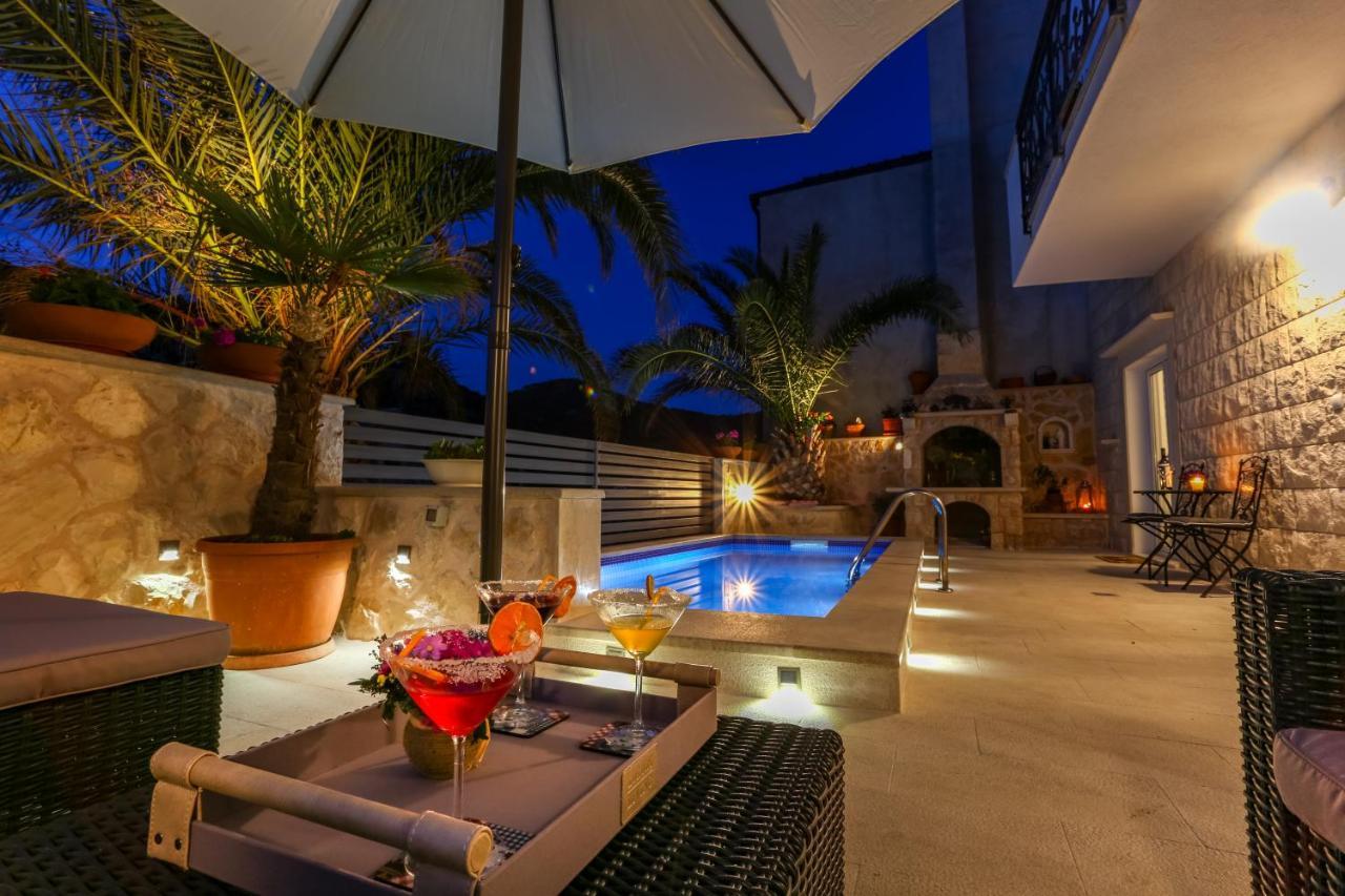 Villa Capitis In The Center- Luxury Apartment With Swimming Pool Hvar Town Kültér fotó